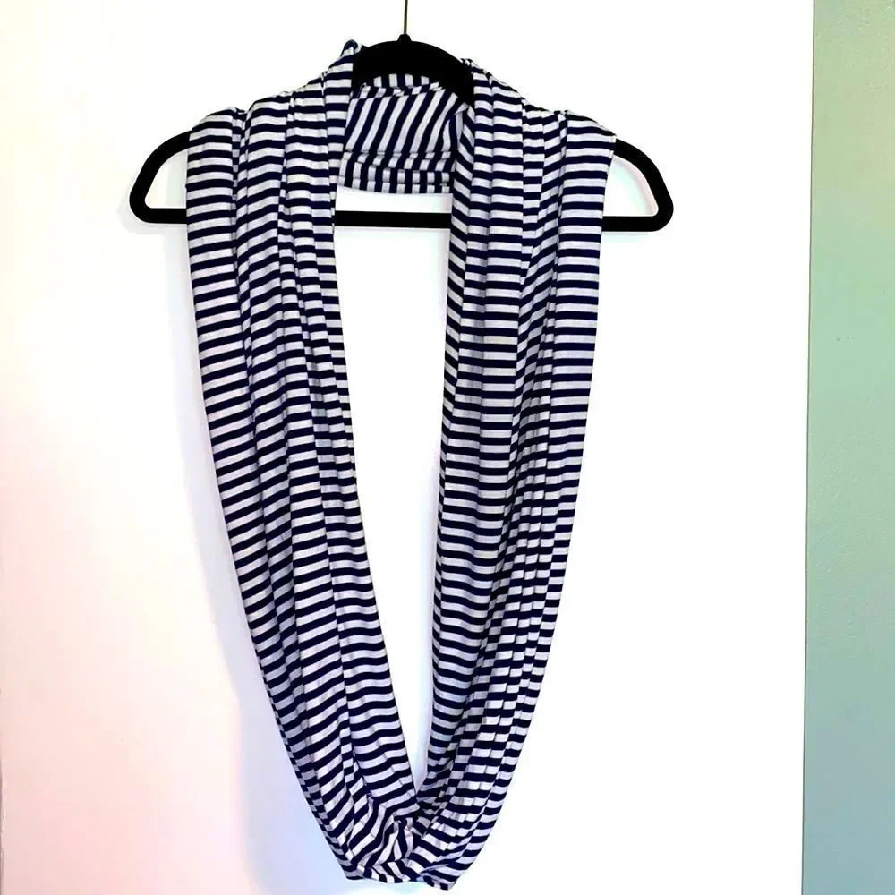 Calvin Klein navy & white stripe soft infinity